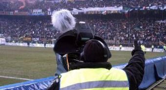 Diritti tv Serie A, Sky chiede risarcimento fino a 1,9 miliardi a Tim e Dazn