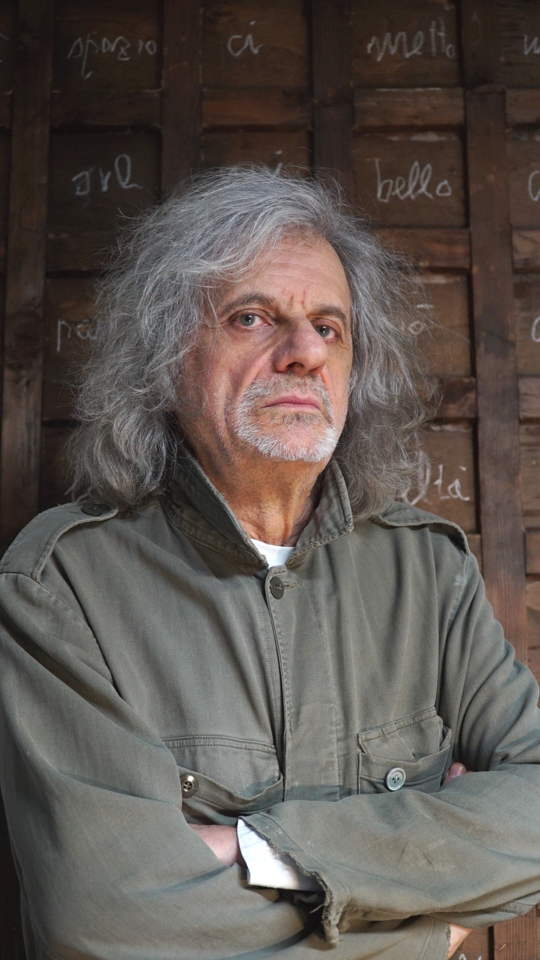 Martedì 14 gennaio al teatro di Pavullo lo spettacolo “Arrivano i Dunque” di Alessandro Bergonzoni