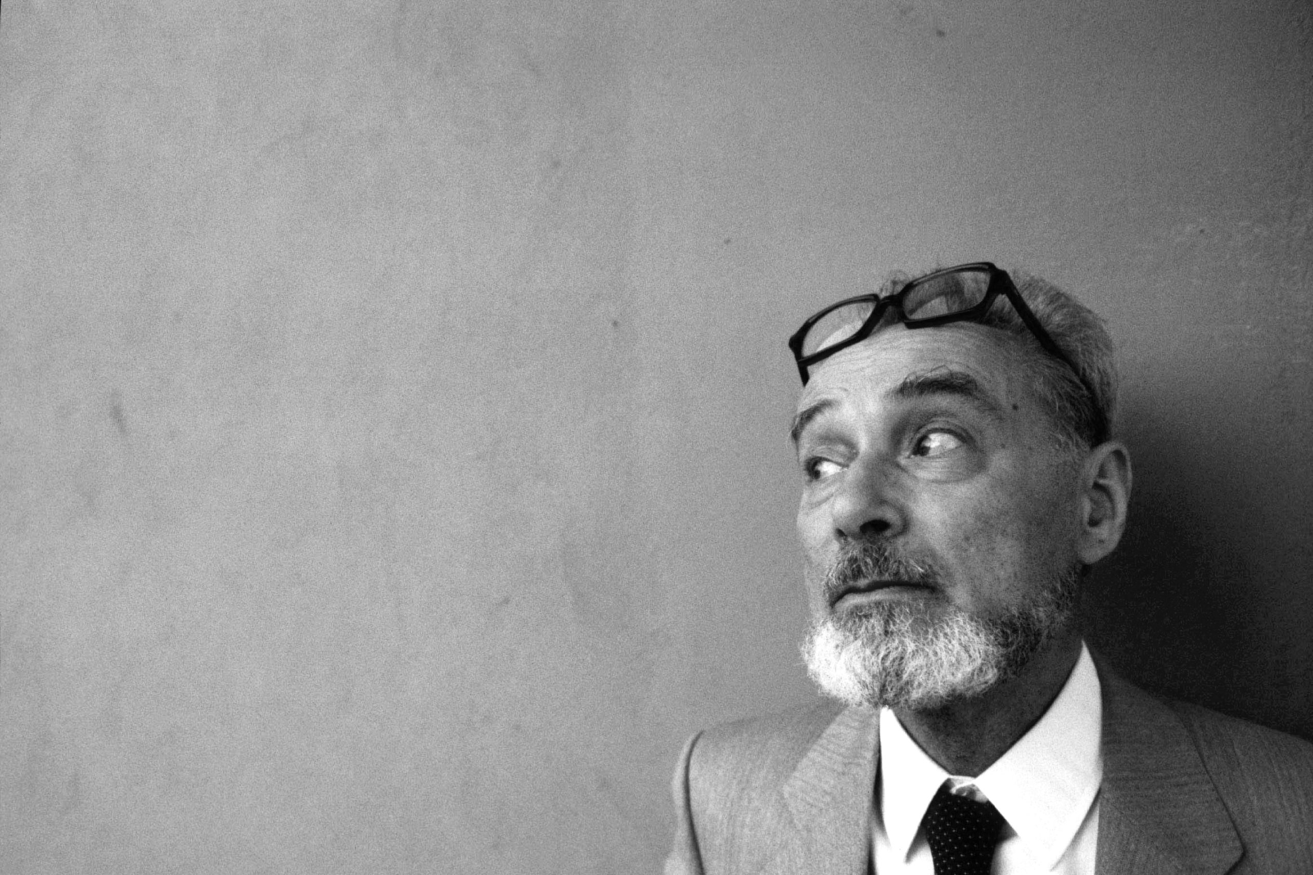 Giorno della Memoria, lunedì 27 gennaio al teatro Storchi va in scena “L’ora del colloquio”, tratto dai carteggi di Primo Levi