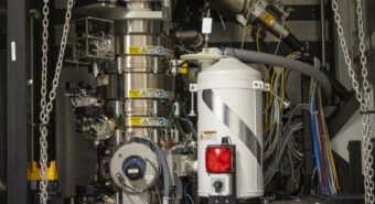 Unimore, nuovo microscopio elettronico avanzato per ricerca quantistica e innovazione tecnologica