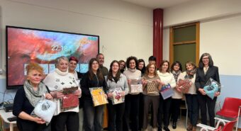 L’istituto “Cattaneo-Deledda” realizza borse porta drenaggio a sostegno delle donne operate al seno del Policlinico di Modena