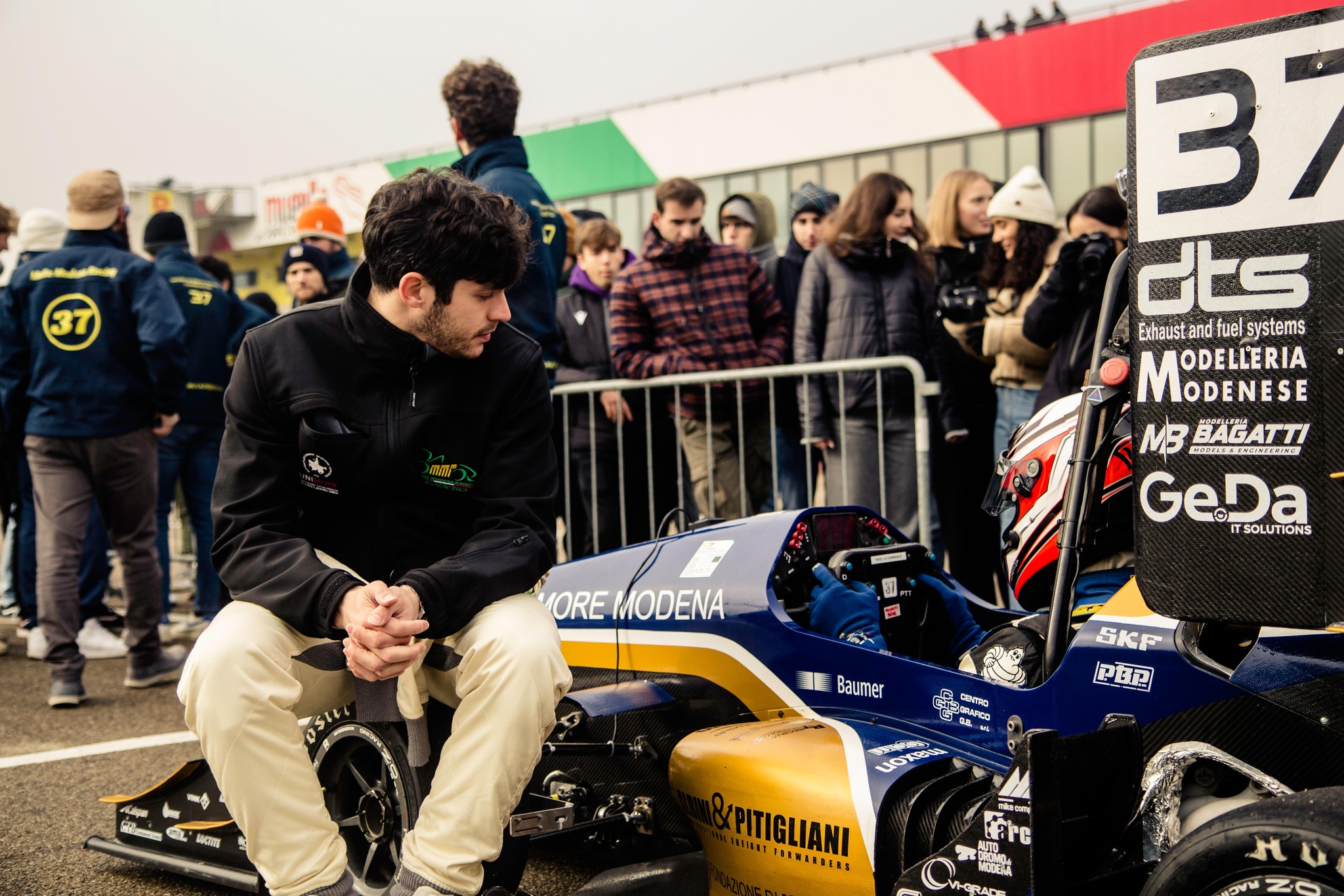 Il Team Unimore Racing ha vinto l’Indy Autonomous Challenge a Las Vegas
