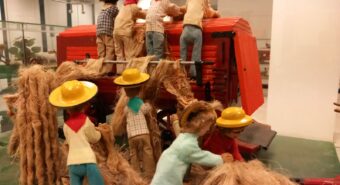 Fino al 15 febbraio, a Massa Finalese in mostra i modellini che raccontano l’agricoltura che fu