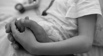 Addio al piccolo Cesare Zambon, cos’è la neurofibromatosi di cui era malato