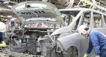 Nissan accelera l’uso di acciaio verde per una mobilità sostenibile