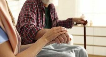 Salutequità: “Assistenza domiciliare da garantire in tutte le Regioni”