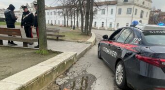 Sorpreso in possesso di hashish, arrestato 25enne