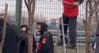Sarà multato il tifoso che ha tagliato un albero per vedere meglio le nuove Ferrari