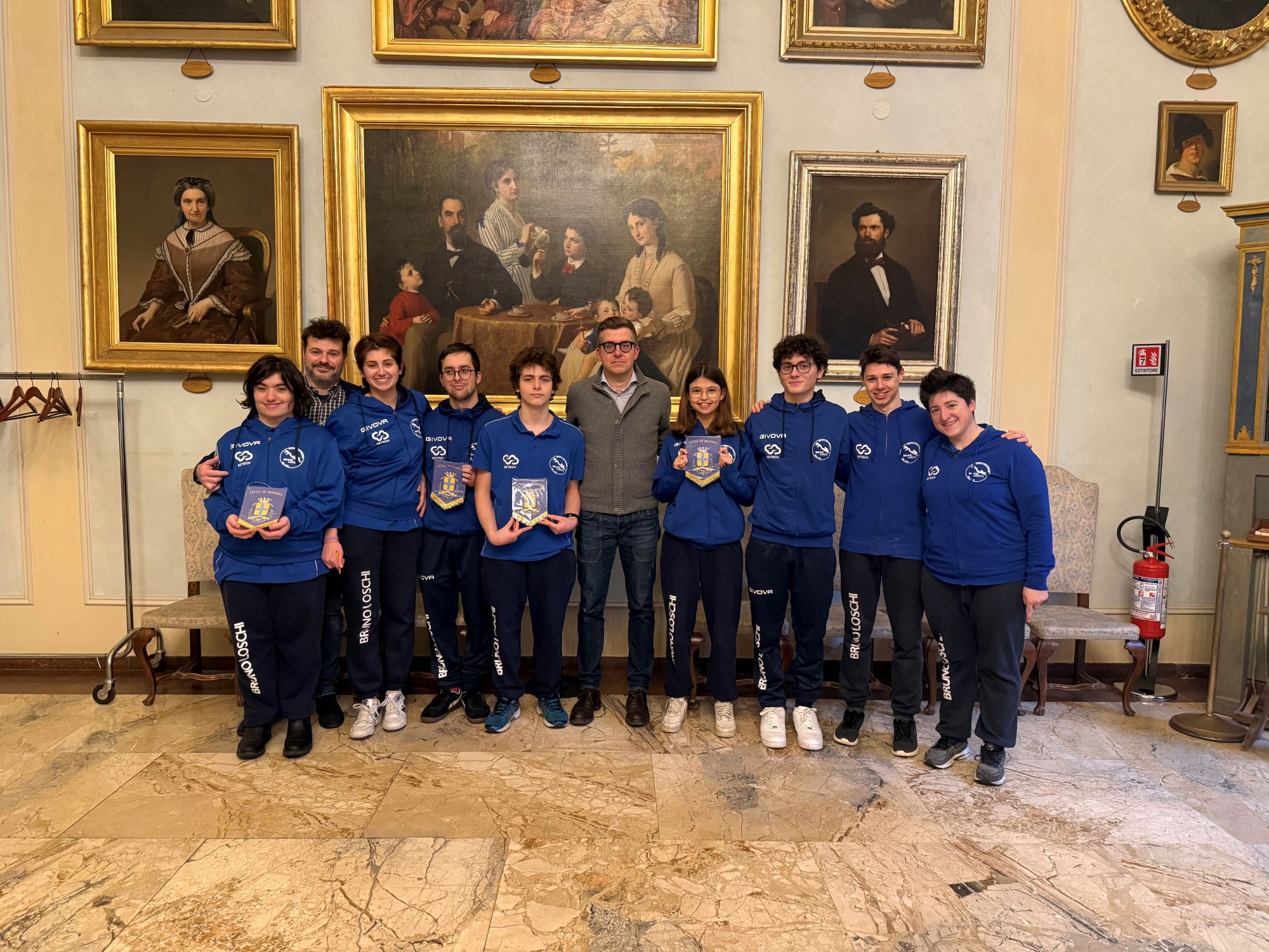 Modena, i talenti del nuoto pinnato ricevuti in Municipio