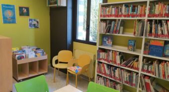 Nuovi arredi e nuovi spazi per la Biblioteca di Camposanto