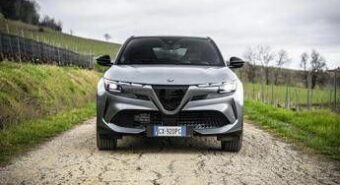 Alfa Romeo Junior Ibrida Q4, trazione integrale intelligente