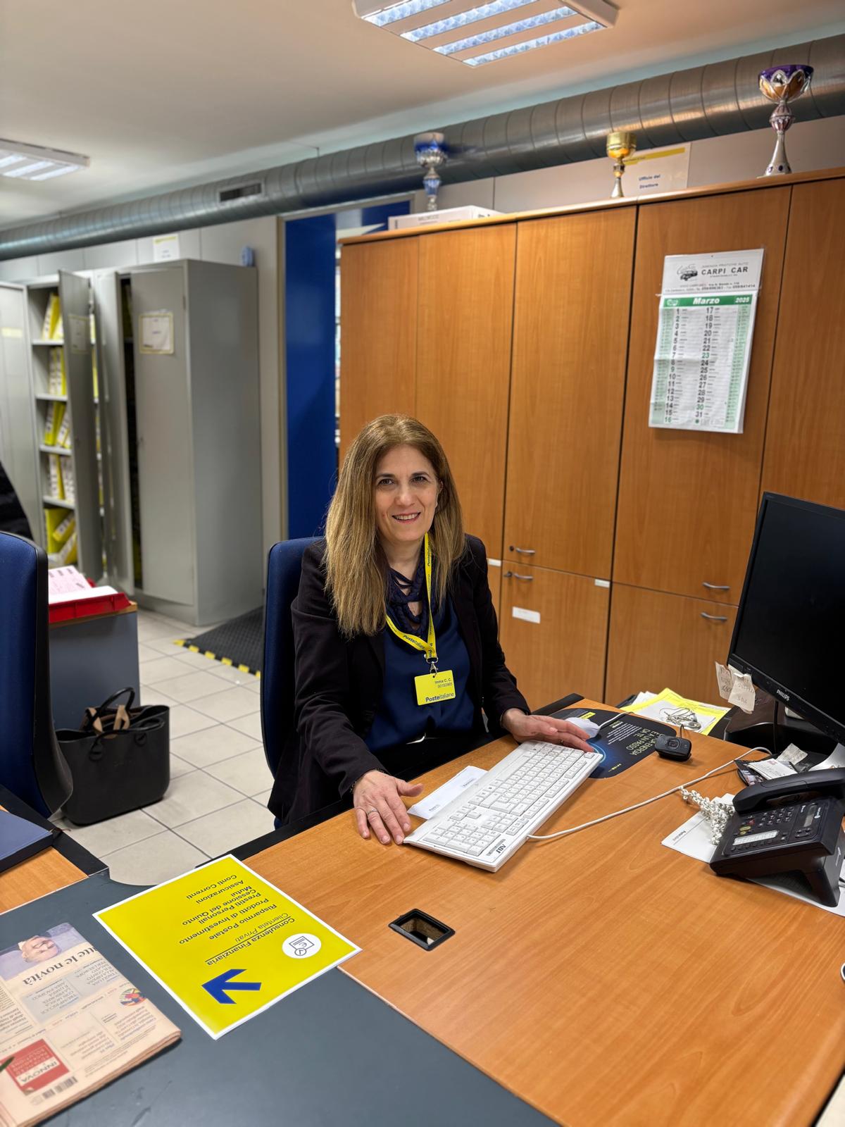 Poste Italiane, si conferma azienda “rosa”: la storia di Imma Concetta Candela, direttrice dell’ufficio postale di Carpi Centro
