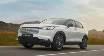 Honda HR-V e:HEV 2025: design moderno, efficienza e tecnologia