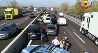 Tamponamento a catena sulla A1, disagi nel tratto tra Reggio e Carpi: fino a 10 km di coda