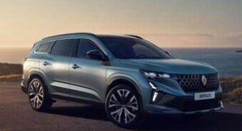 Nuovo Renault Espace 2025: l’ibrido per la famiglia