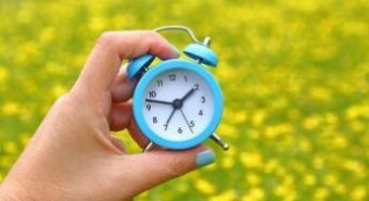 Ora legale dal 30 marzo, scienziati divisi: fa bene o male?