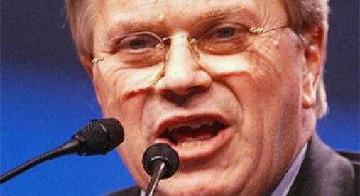 Pierluigi Castagnetti lunedì a a San Felice per parlare di Europa, pace e nuovi equilibri globali Pierluigi Castagnetti lunedì a a San Felice per parlare di Europa, pace e nuovi equilibri globali