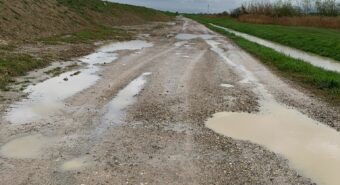 Strade dissestate e pericolose a Finale Emilia, i cittadini scrivono al Prefetto