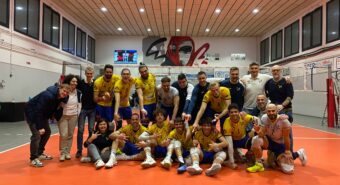 Volley, la Stadium Mirandola domina e fa sua la sfida con Villa d’Oro: gialloblù primi con 7 punti di distacco