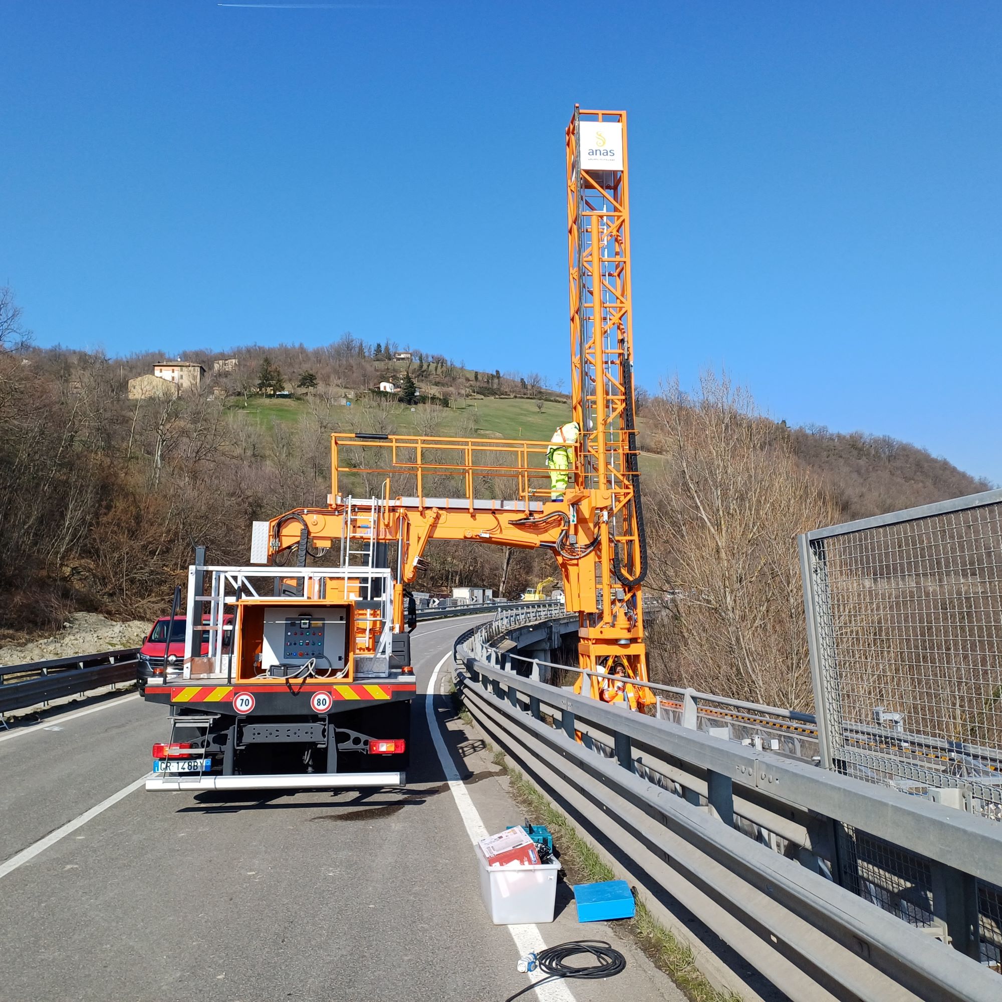 Chiusura ponte sull’Estense, il 118 potenzia il servizio con un’ambulanza in più ed elisoccorso