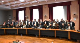 Il presidente dell’Emilia-Romagna de Pascale incontra i sindaci della Provincia di Modena