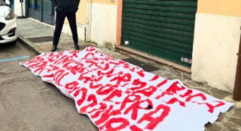 Modena, manifesto intimidatorio davanti alla sede di Fd’I, la solidarietà della Democrazia Cristiana