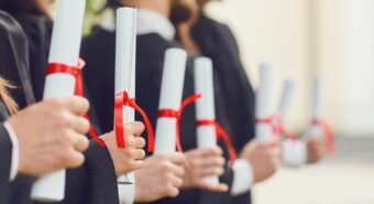 Per i laureandi di Carpi, Novi e Soliera premio di studio della Cassa di risparmio di Carpi