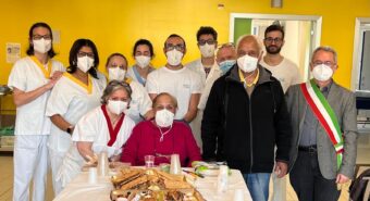 Dopo 44 anni di amore Vinicia e Giuseppe si sposano in Ospedale di Comunità a Novi