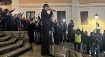 Achille Lauro infiamma Piazza di Spagna per l’anteprima del nuovo album