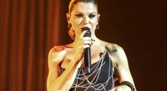 Alessandra Amoroso incinta: “Ho paura di non essere all’altezza”