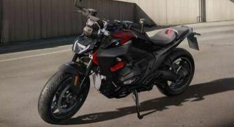 BMW R 1300 R: una roadster sportiva con anima touring