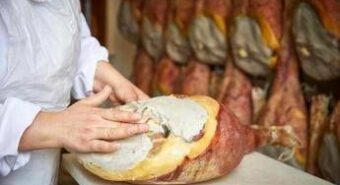 Dazi, Consorzio Prosciutto San Daniele: “E’ guerra commerciale, mediazione per modificarli”
