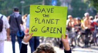 Fridays for Future, oggi 20 città scendono in piazza per il clima