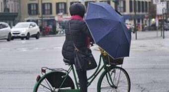 Maltempo, forte vento e pioggia: oggi è allerta gialla in 10 regioni