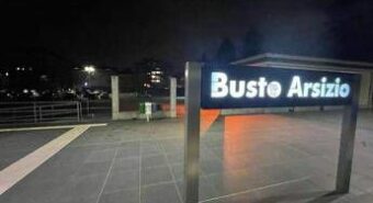 Picchiata e violentata a 14 anni da ragazzo conosciuto sui social: arrestato 21enne