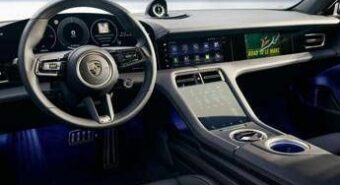 Porsche aggiorna il sistema PCM integrando Alexa e nuove app multimediali