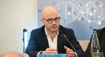 Sanità, Di Silverio (Anaao): “Modello organizzativo al passo con i tempi contro liste attesa”