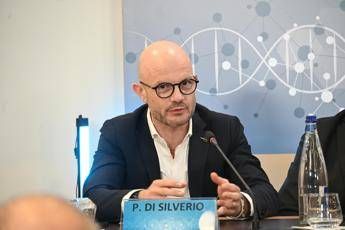 Sanità, Di Silverio (Anaao): “Modello organizzativo al passo con i tempi contro liste attesa”