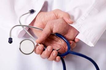 Tumori, oncologi e cardiologi: “Solo il 4,5% della spesa sanitaria è per la prevenzione”