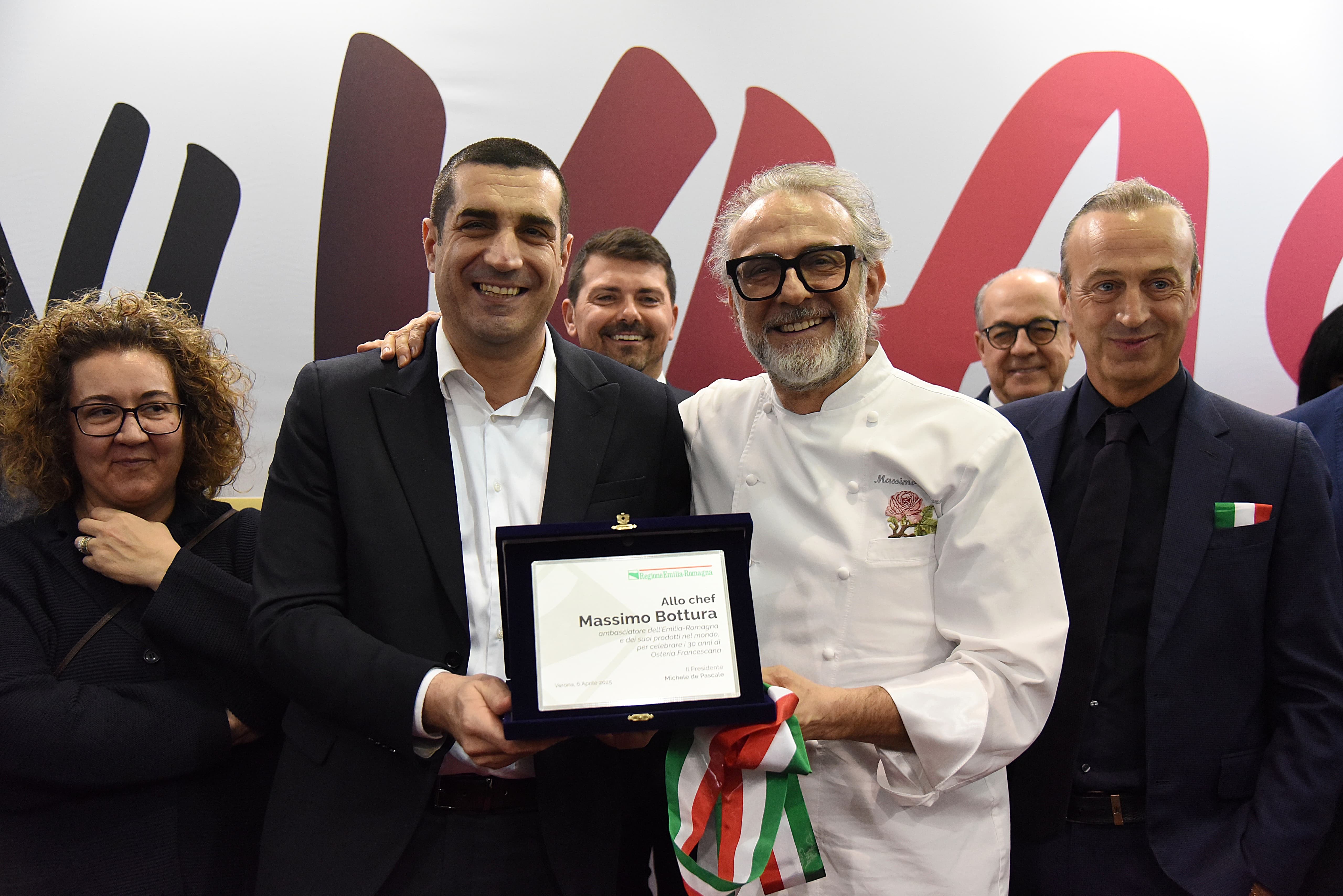 Vinitaly 2025, inaugurato il padiglione della Regione: Emilia-Romagna protagonista alla vetrina più importante per il vino italiano
