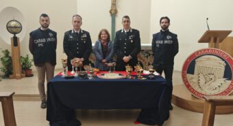 Ventotto beni liturgici rubati restituiti alla chiesa dei santi Faustino e Giovita di Modena