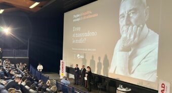 Pietro Grasso incontra gli studenti del Liceo Scientifico Wiligelmo di Modena,  per parlare di legalità e nuove mafie