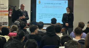 La Polizia di Stato in classe con gli studenti dell’Istituto professionale “Vallauri” di Carpi