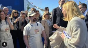 La “Rullifood” di Finale Emilia ad Ortona per l’arrivo della nave scuola Amerigo Vespucci, incontrano la premier Meloni