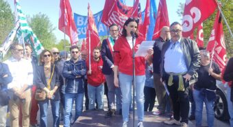 Presidio sindacale alla tangenziale di Bologna per denunciare l’ennesima morte sul lavoro