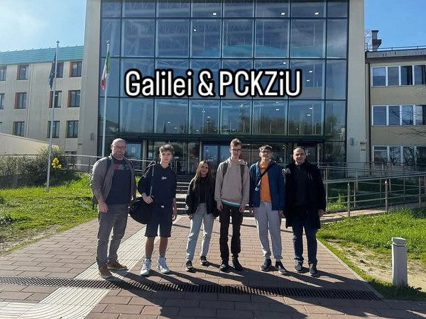 Mirandola, studenti polacchi ospiti dell’istituto “Galilei” per apprendere i segreti della robotica