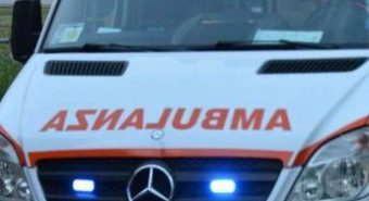 Roma, scende per aiutare automobilista e viene travolto: morto 35enne