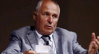 Anche il generale Camporini lascia 'Limes': "Non difende il diritto internazionale" Anche il generale Camporini lascia 'Limes': "Non difende il diritto internazionale"