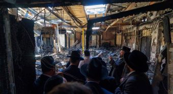 Australia, antisemitismo in aumento del 316%: il contesto dell'attentato di Bondi Beach Australia, antisemitismo in aumento del 316%: il contesto dell'attentato di Bondi Beach