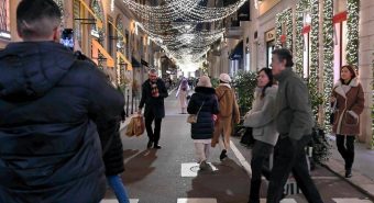 Caro Natale, tra pranzi e addobbi: ecco quanto spenderemo per le feste